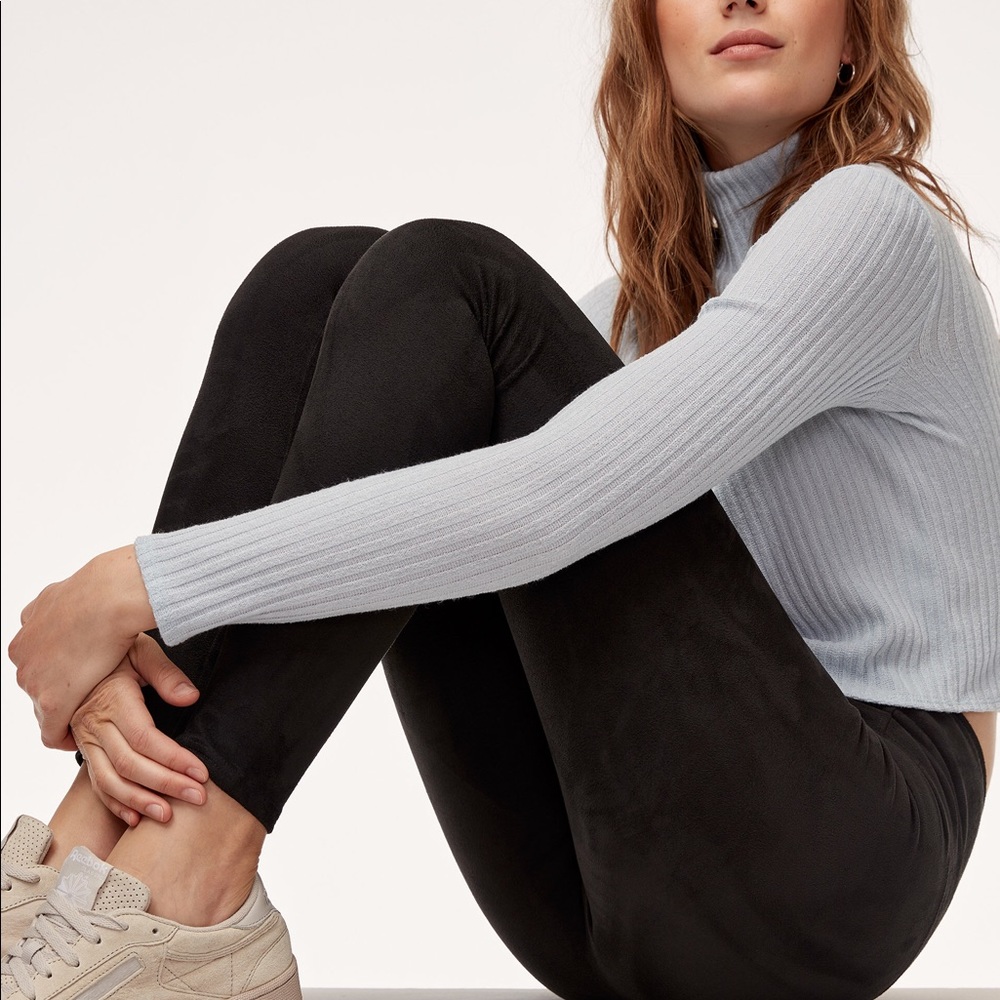 Black Aritzia Daria Suede Leggings!